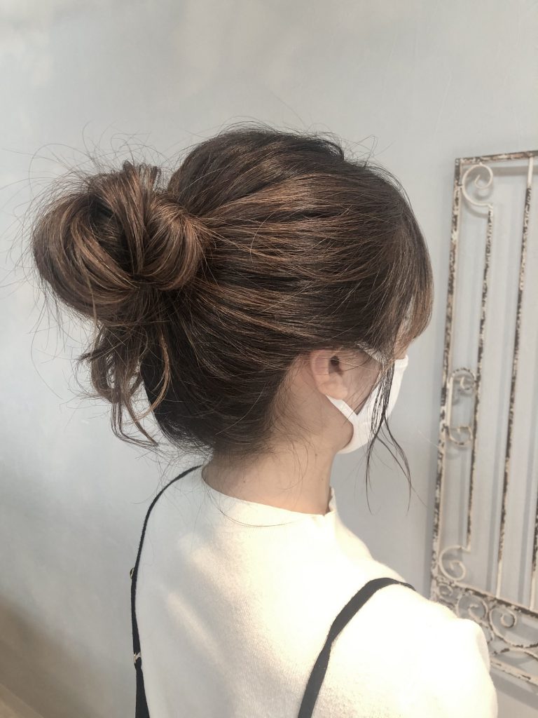 HAIR SALON [Alice] » Blog Archive » 簡単お団子ヘアー♧